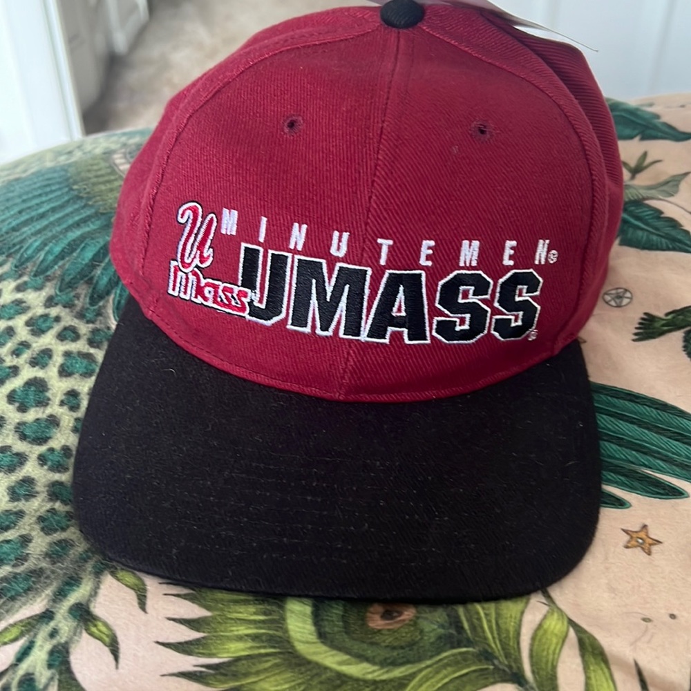 UMASS Minutemen Baseball Hat